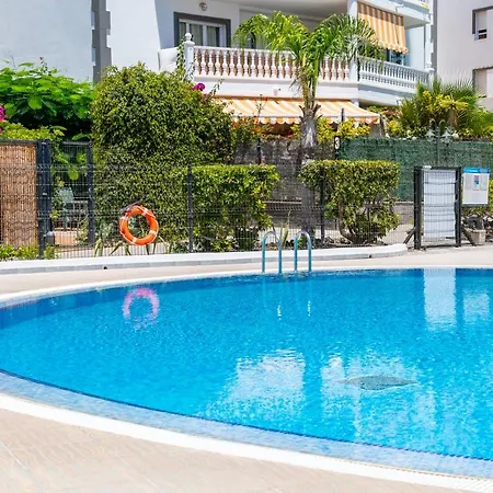3c ático Vista Hermosa Wifi Pool,tennis,padel,park Apartamento