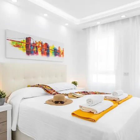 Apartamento 3c ático Vista Hermosa Wifi Pool,tennis,padel,park
